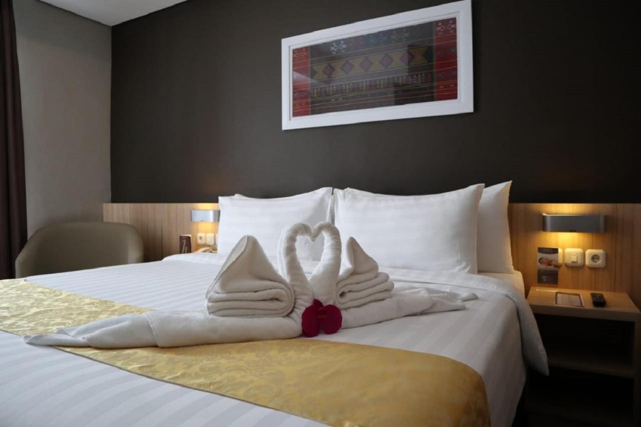 Anara Sky Kualanamu Hotel Medan Eksteriør billede